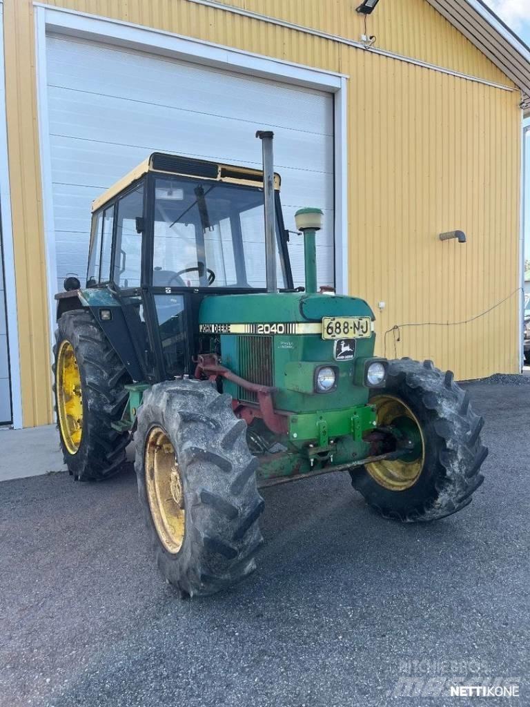 John Deere 2040 Traktori