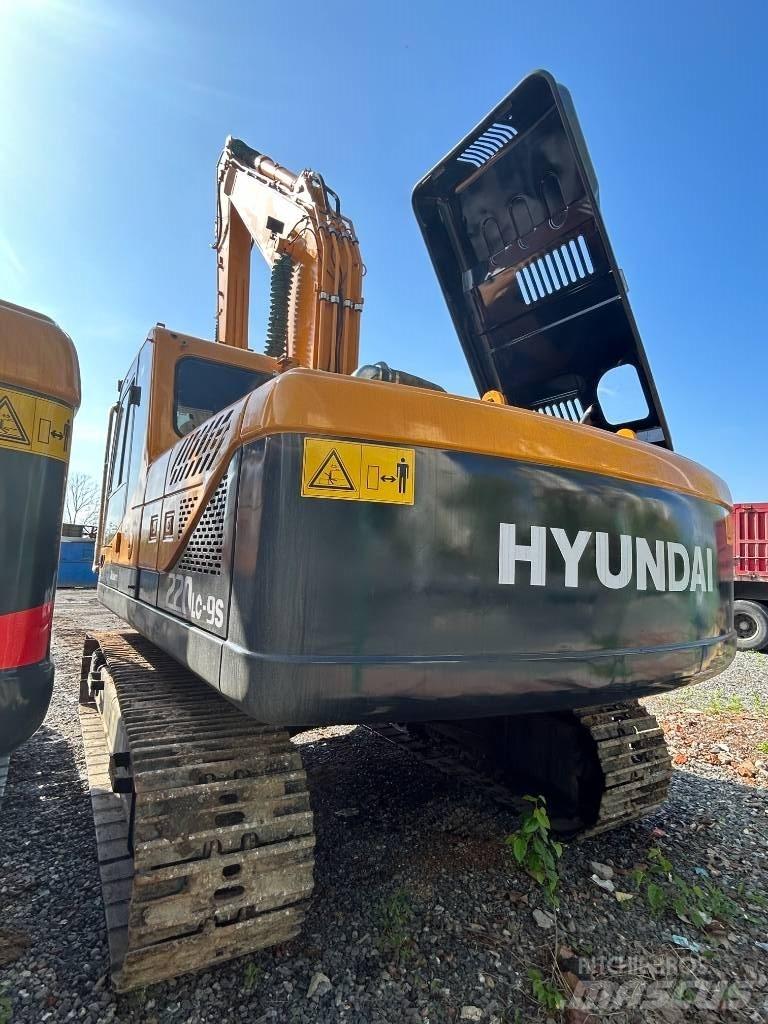 Hyundai 220LC-9S Bageri gusjeničari