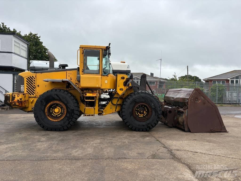 Volvo L 120 E Utovarivači na kotačima
