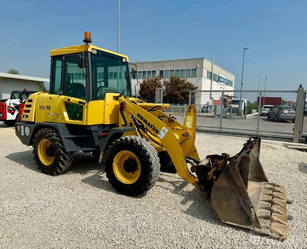 Komatsu WA 75 Utovarivači na kotačima