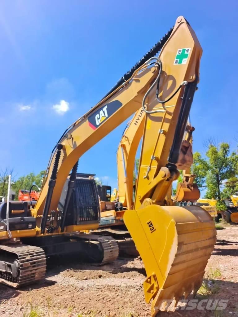 CAT 324 D2L Bageri gusjeničari