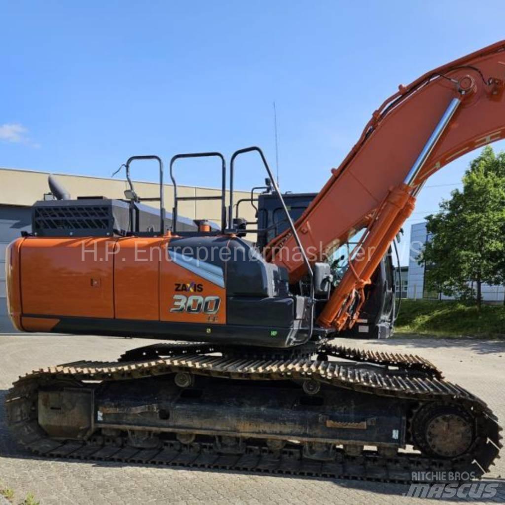 Hitachi ZX300LC-7 Bageri gusjeničari