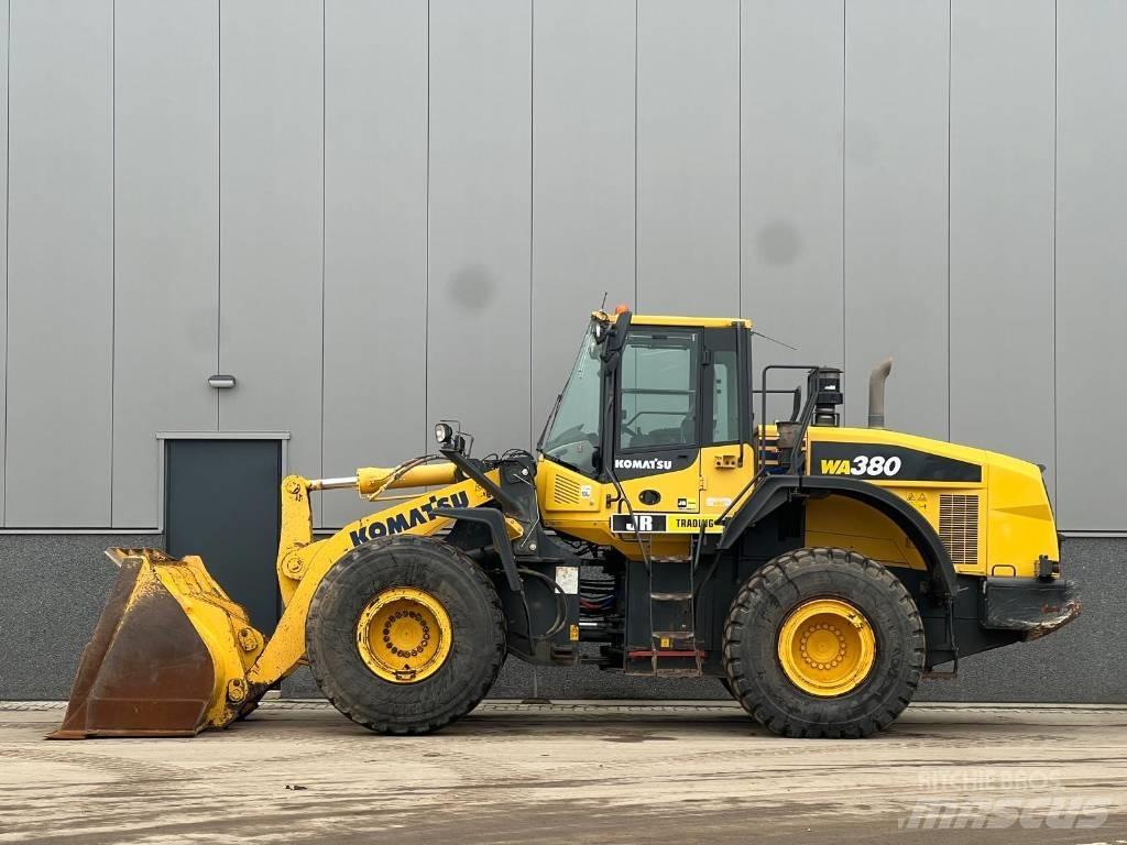 Komatsu WA 380-7 Utovarivači na kotačima