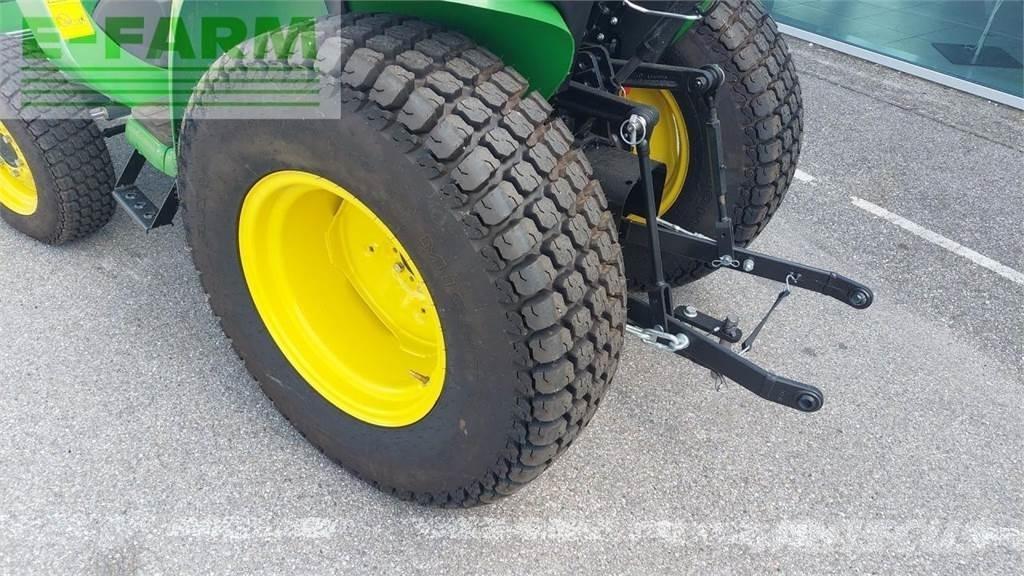 John Deere 3025E Traktori