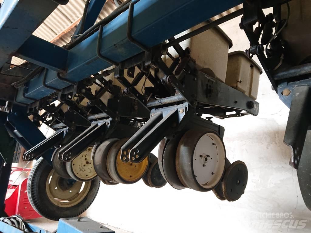 Kinze 2300 Precizne sijačice