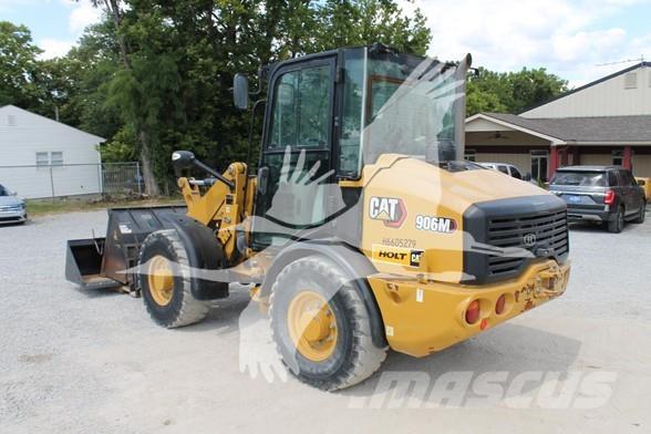 CAT 906M Utovarivači na kotačima