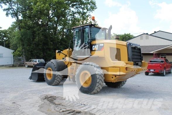 CAT 938M Utovarivači na kotačima