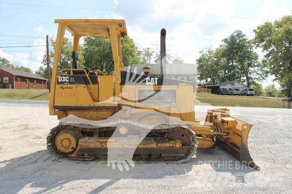 CAT D3C XL Buldožeri gusjeničari