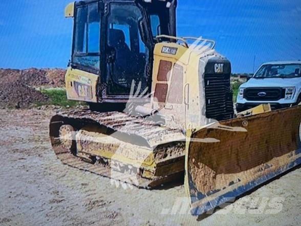 CAT D5K2 LGP Buldožeri gusjeničari