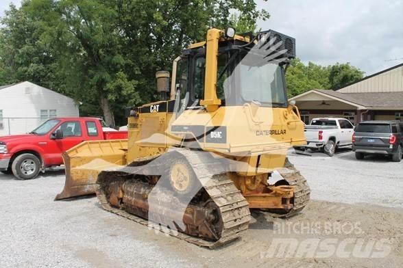 CAT D5M XL Buldožeri gusjeničari