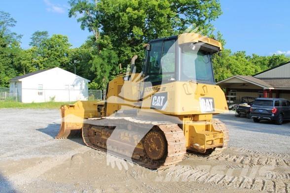 CAT D6K2 XL Buldožeri gusjeničari