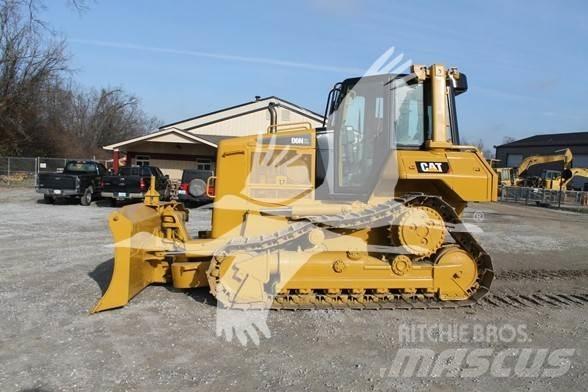 CAT D6N XL Buldožeri gusjeničari