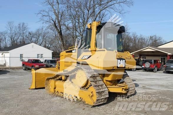 CAT D6N XL Buldožeri gusjeničari