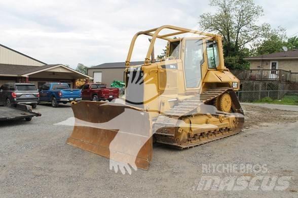 CAT D6N XL Buldožeri gusjeničari