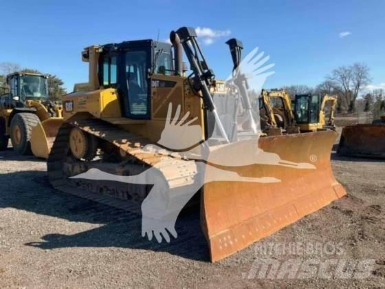 CAT D6T Buldožeri gusjeničari