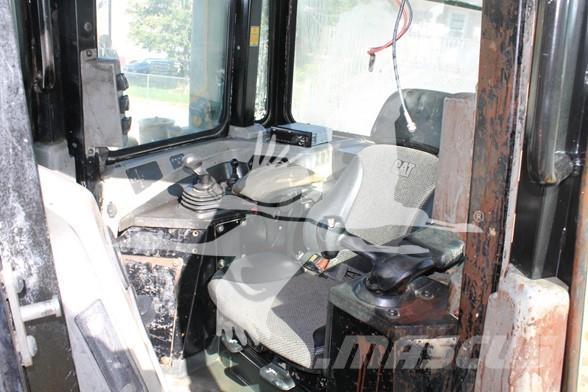 CAT D6T LGP Buldožeri gusjeničari