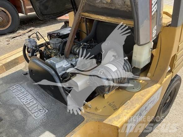 CAT GP25 Dizelski viličari