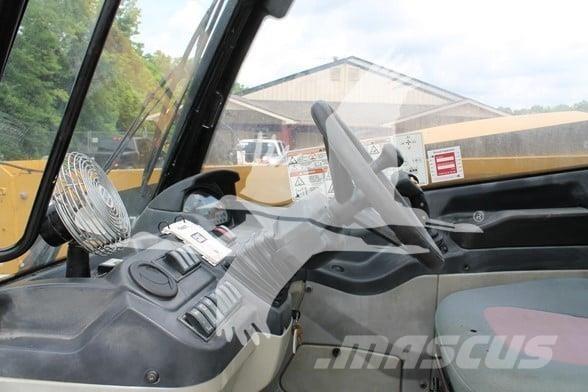 CAT TH407C Teleskopski viličari