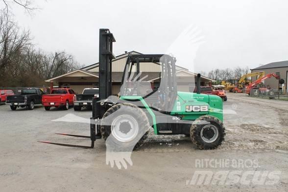JCB 930 Terenski viličar