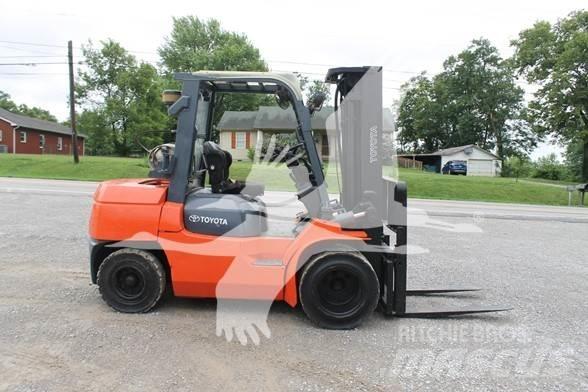 Toyota 7FGU35 Dizelski viličari