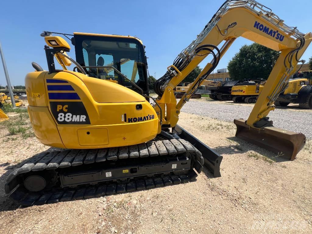 Komatsu PC 88 MR-10 Bageri gusjeničari