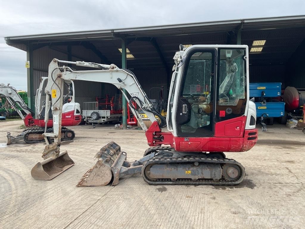 Takeuchi TB 230 Mini bageri <7t