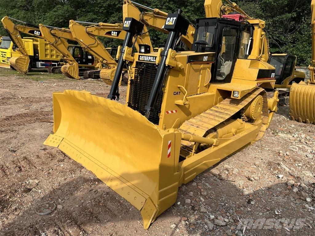 CAT D 7 R Buldožeri gusjeničari