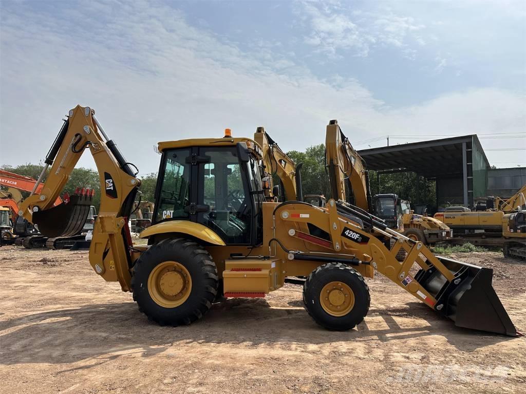 CAT 420 F2 Utovarni rovokopači
