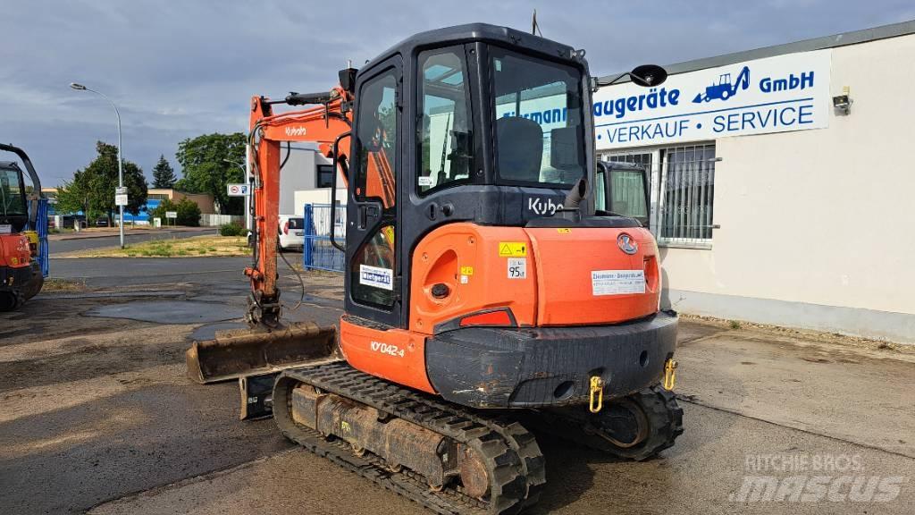 Kubota KX042-4 GLS 2 Mini bageri <7t