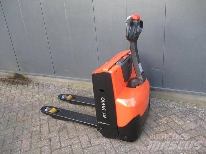 Toyota LWE 140 Nisko podizni električni viličar
