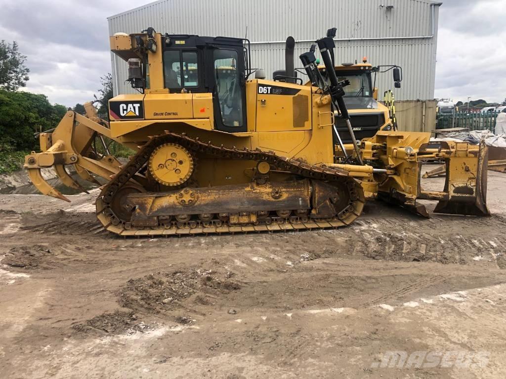 CAT D 6 T LGP Buldožeri gusjeničari