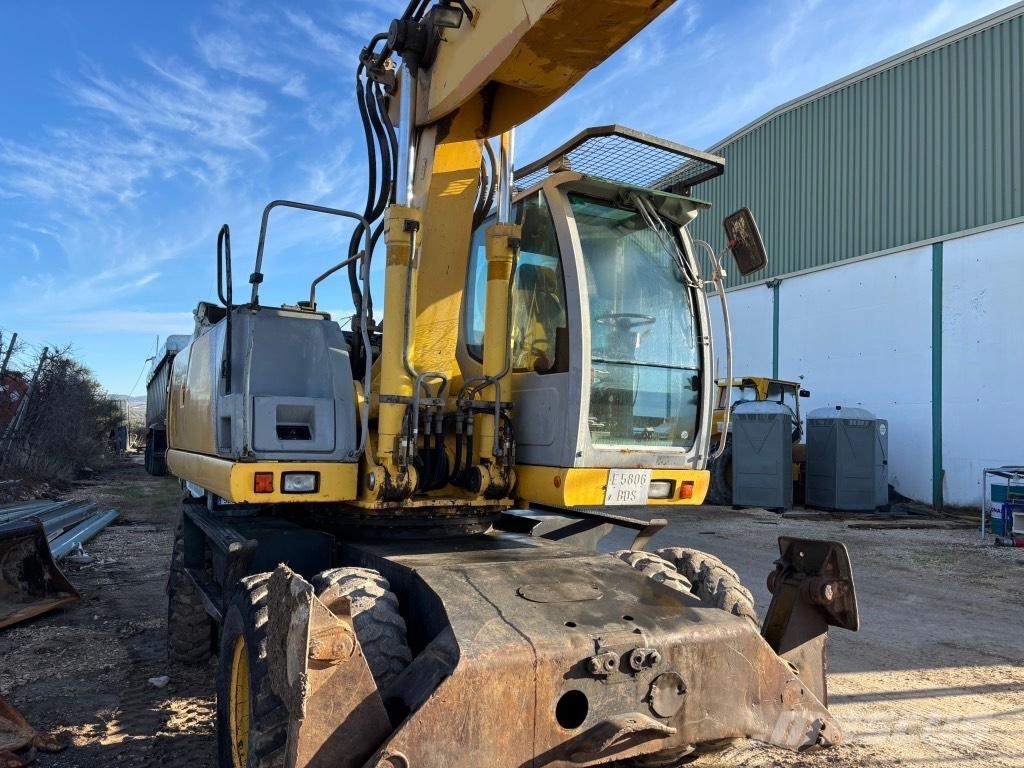 New Holland MH 6.6 Bageri na kotačima
