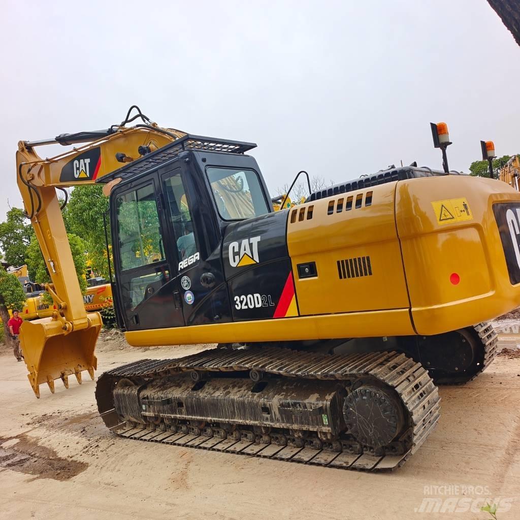 CAT 320 D2L Bageri gusjeničari