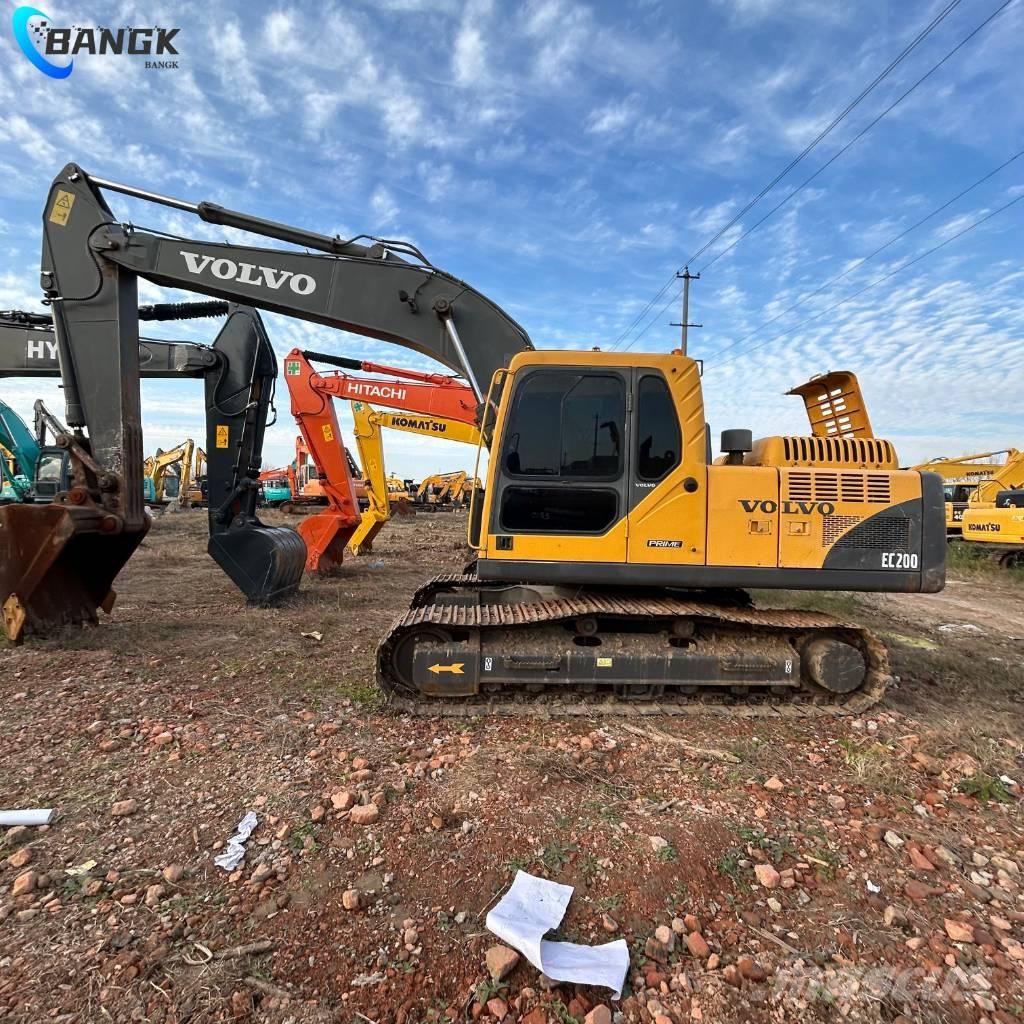 Volvo EC200B Bageri gusjeničari