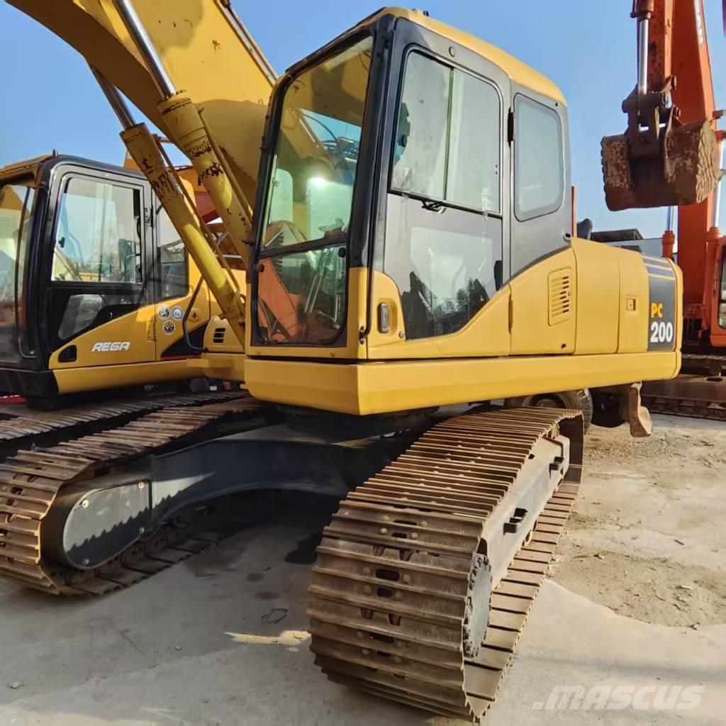 Komatsu PC 200-7 Bageri gusjeničari