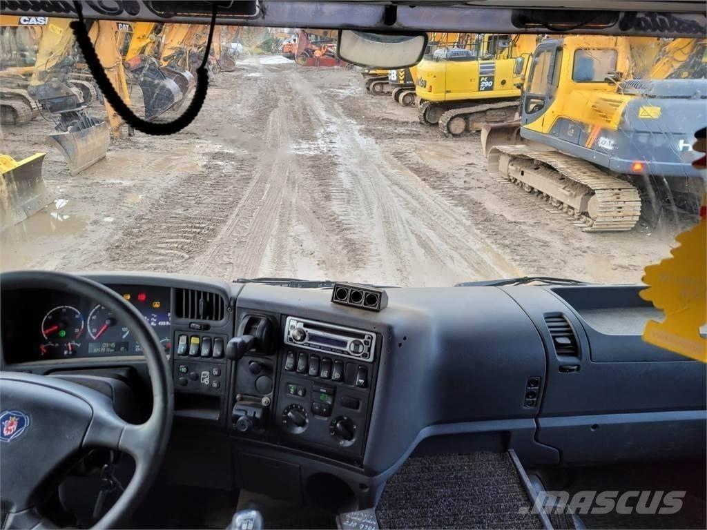Scania R420 8x4 Komunalni kamioni