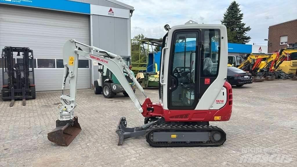 Takeuchi TB216 A Mini bageri <7t