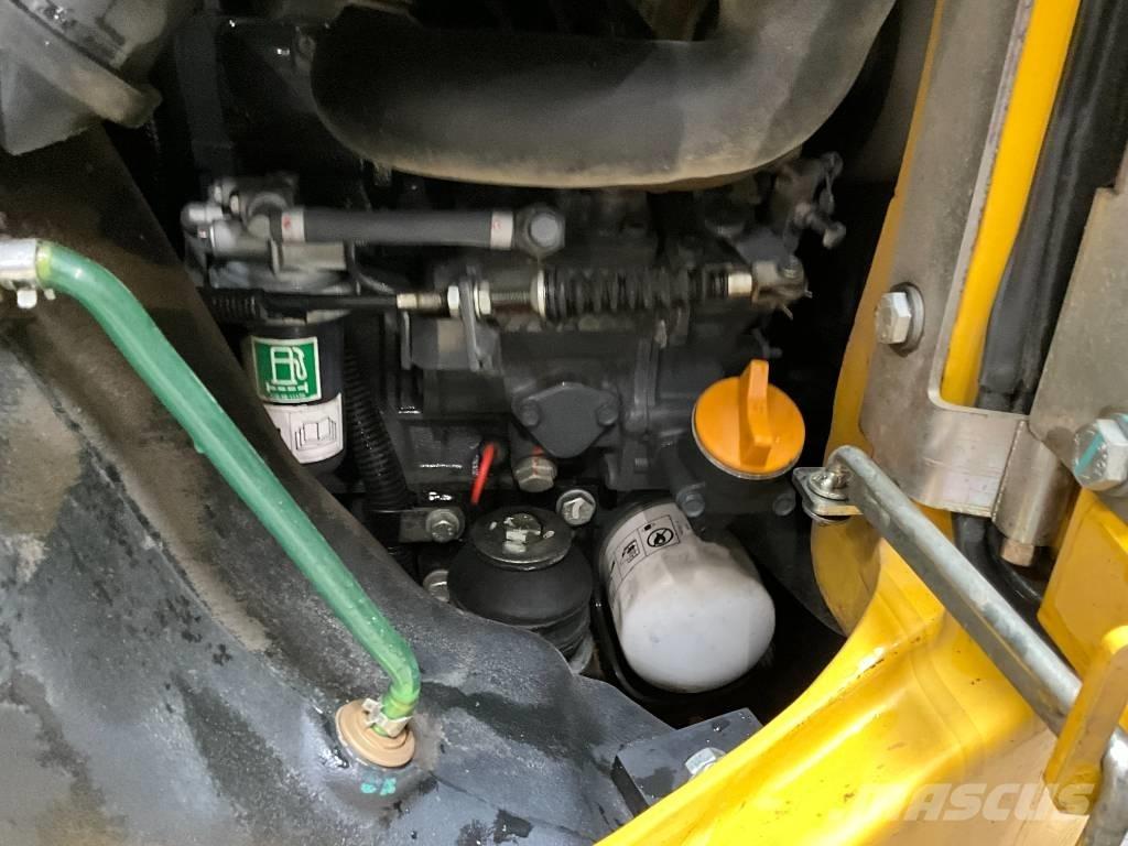 Komatsu PC 14 R-3HS Mini bageri <7t