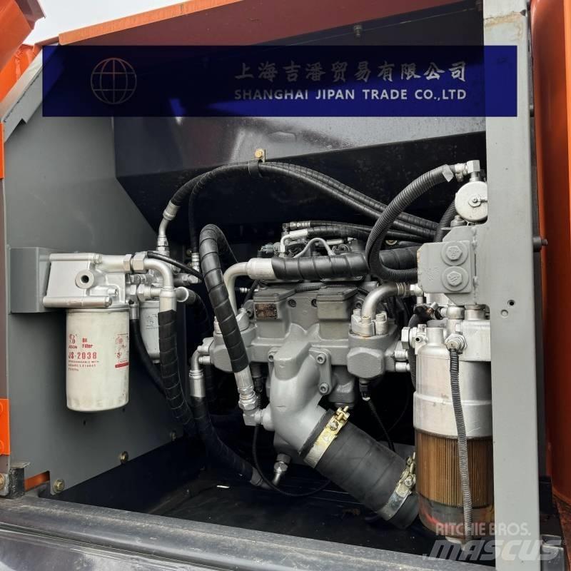 Hitachi ZX 210 Bageri gusjeničari