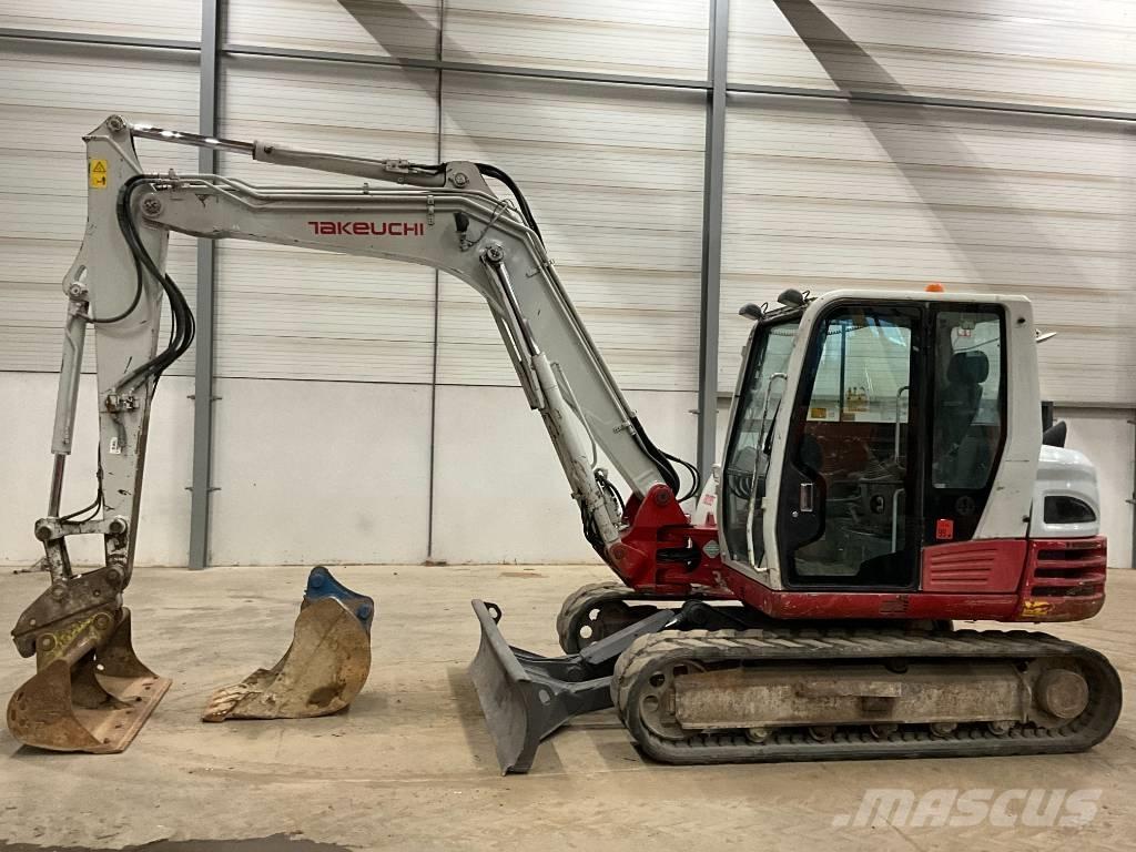 Takeuchi TB 285 Midi bageri 7t – 12t