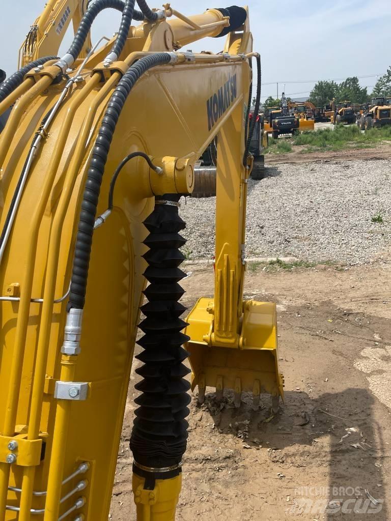 Komatsu PC130 Bageri gusjeničari