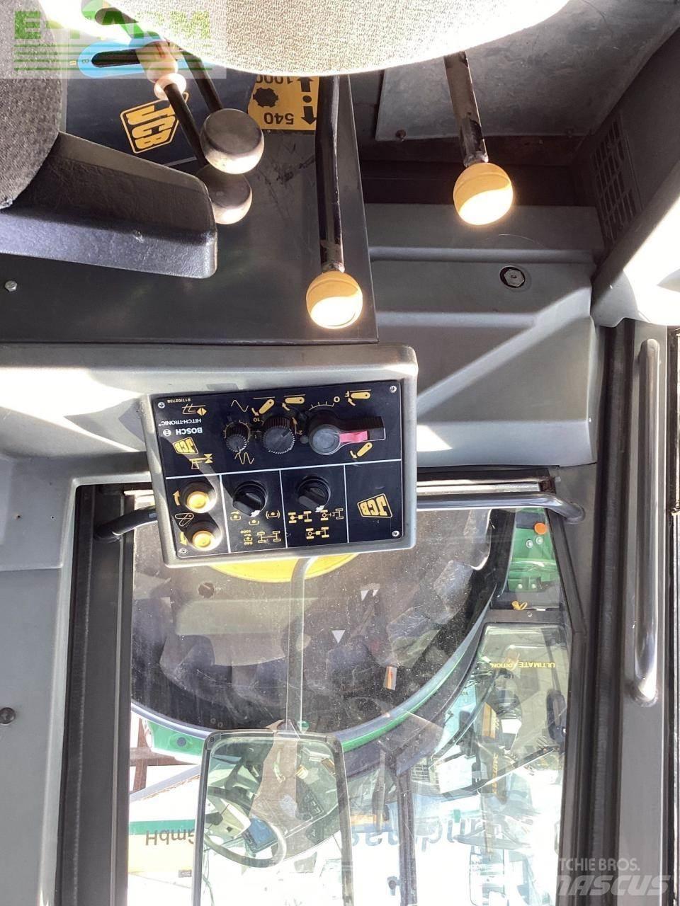 JCB Fastrac 145 Traktori