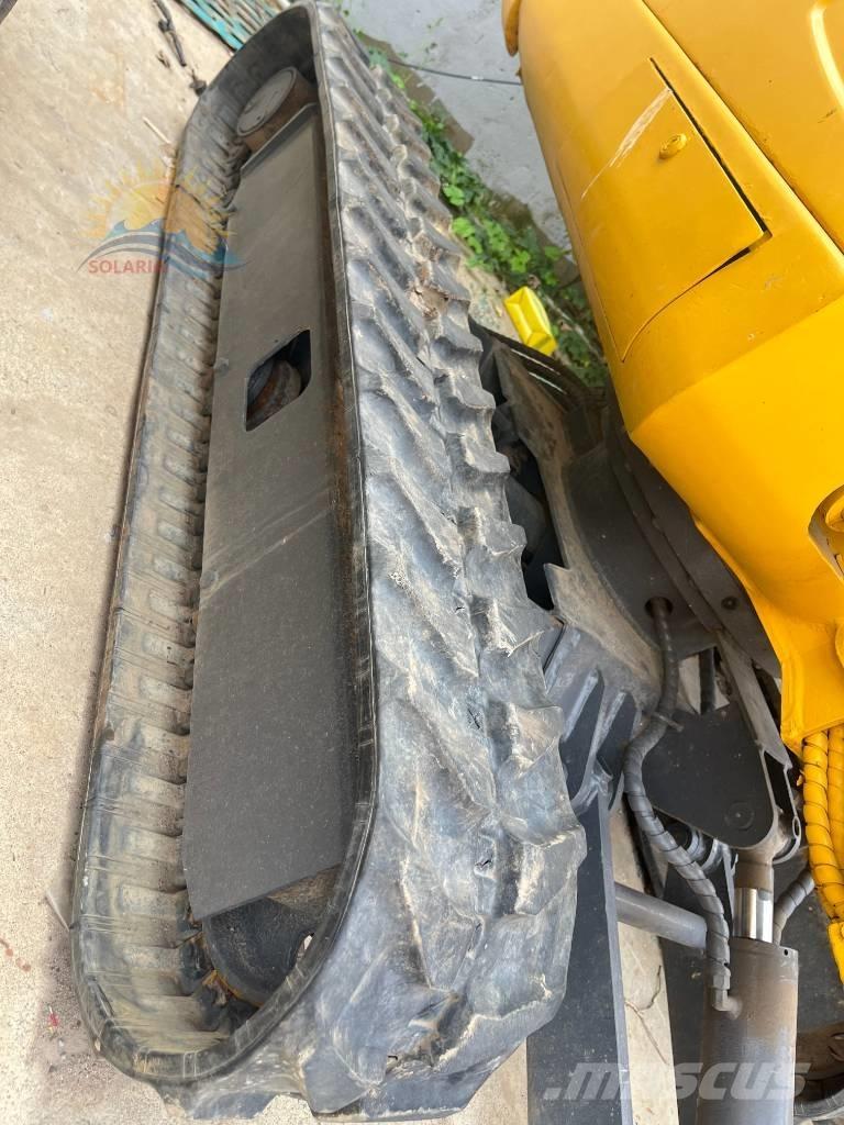 Komatsu PC20MR-3 Mini bageri <7t