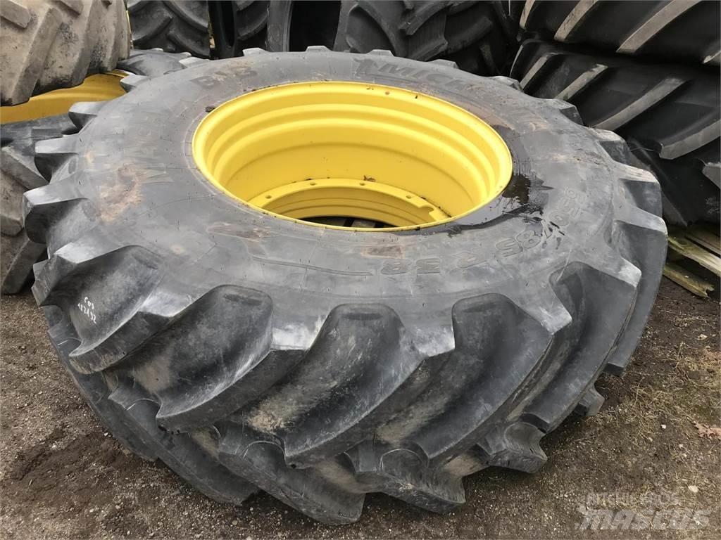Michelin 650/85R38 Gume, kotači i naplatci