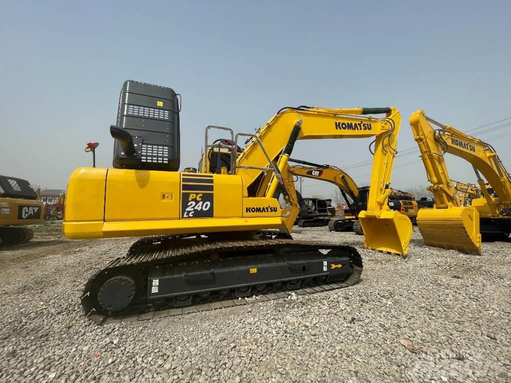 Komatsu PC 240 Bageri gusjeničari