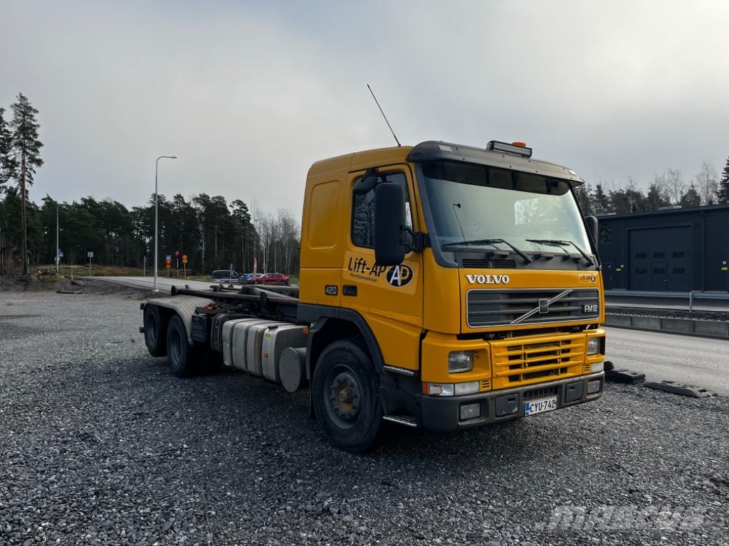 Volvo FM 12 420 Rol kiper kamioni s kukama za dizanje