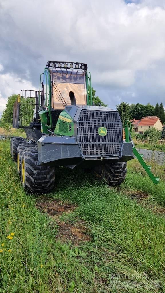 John Deere 1010G Forvarderi