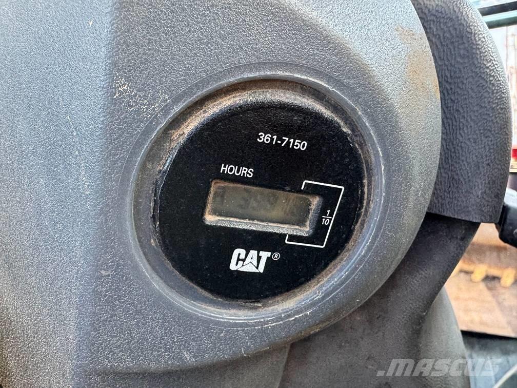 CAT CS 76 Valjci sa dvojnim bubnjem