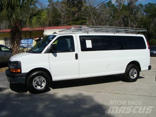 Chevrolet G3500 Dostavna vozila / kombiji