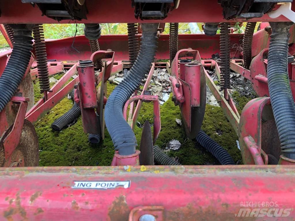 Massey Ferguson 30 Kombinirane sijačice